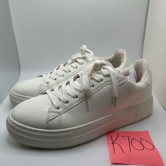 CUSHIONAIRE Women's lace up Sneaker +Comfort Foam 10 WHITE - Picture 3 of 7